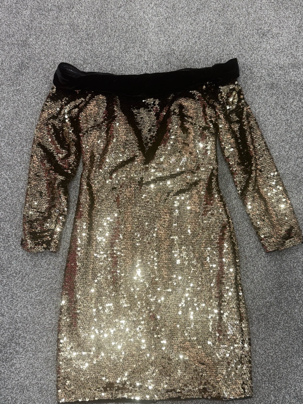 Badgley Mischka Gold Sequin Off-Shoulder Long Sleeve Dress